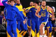 星空体育-包含赛地聚焦——NBA季后赛官宣日热度飙升，迈阿密热火豪取连胜，媒体盛赞，阵容厚度经受考验的词条