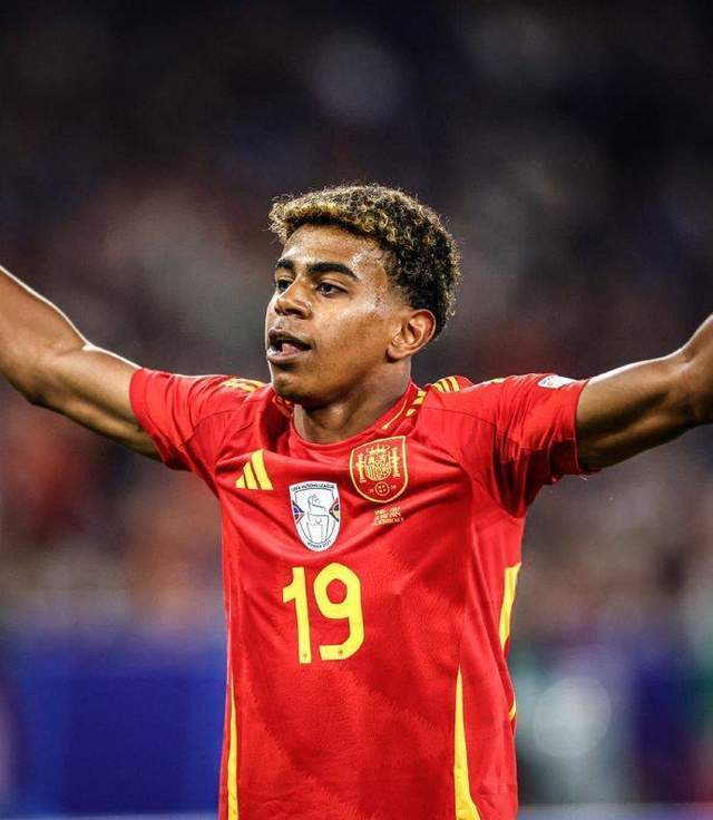 网球常规赛焦点战：关东天狼队强势横扫雪域白虎队，新星闪耀。年轻人站出来了(网球四大联赛)